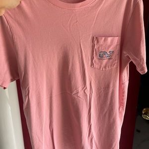 pink vineyard vines tee shirt kids large